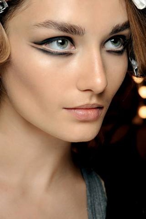 Runway Beauty: Chanel Cruise 2015 Hair & Makeup Look – Makeup For Life